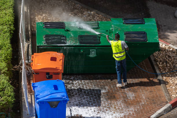Best Deck Cleaning Services  in Garden City, MI